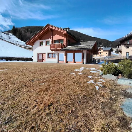 Taulei Tra Bormio E Livigno Alpehytte *